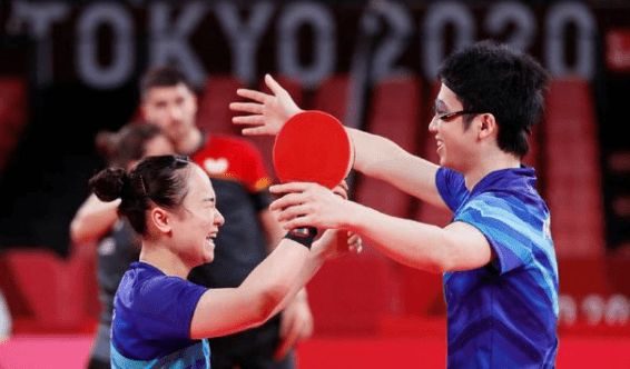 手保持全胜 手保持全胜