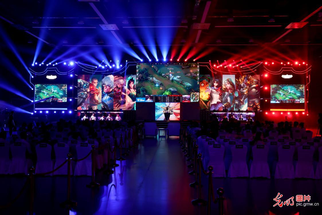 接新的舞台 接新的舞台